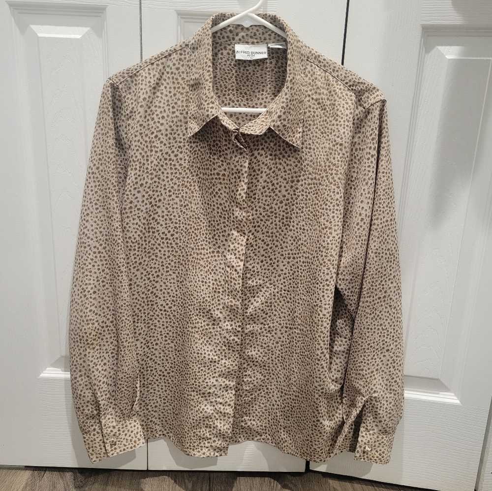 Alfred Dunner leopard blouse